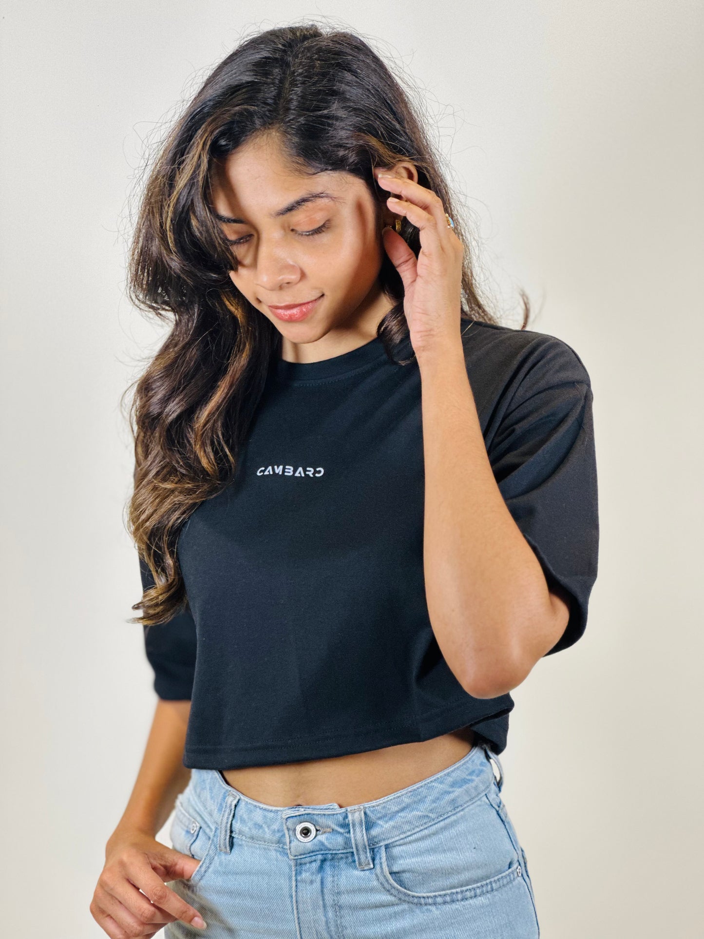 CAMBARO Women's Oversized Crop Tee – Effortless Style