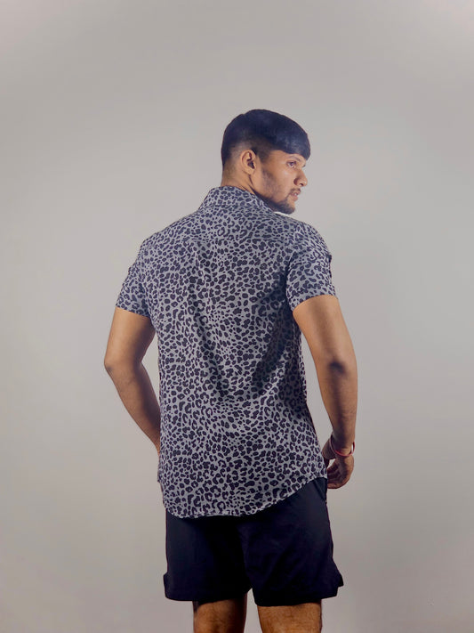 CAMBARO Men's Beachwear Shirt – Leopard Print Vibe