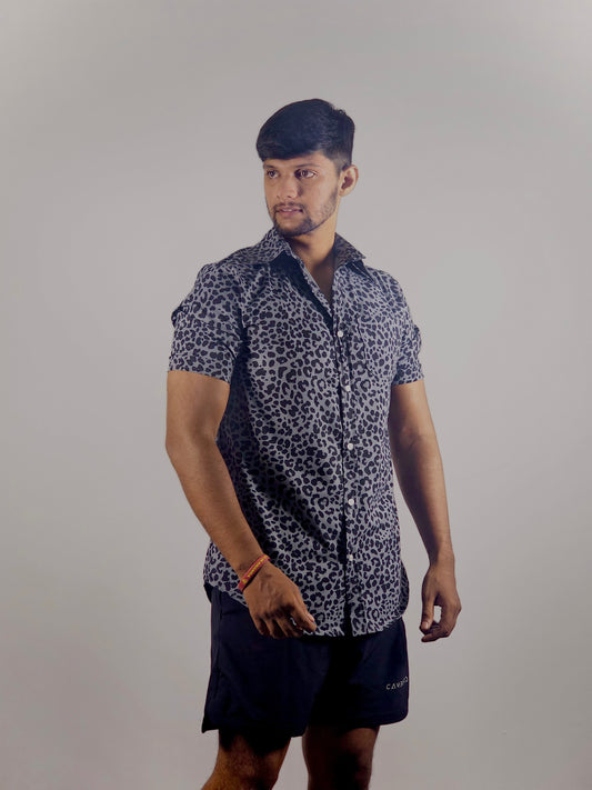 CAMBARO Men's Beachwear Shirt – Leopard Print Vibe